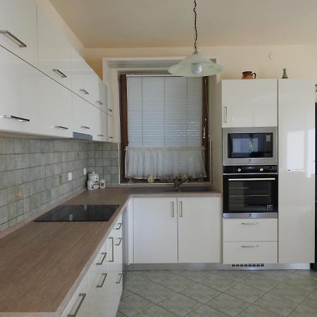 Petra Apartmanhaz Badacsonytomaj Exterior photo